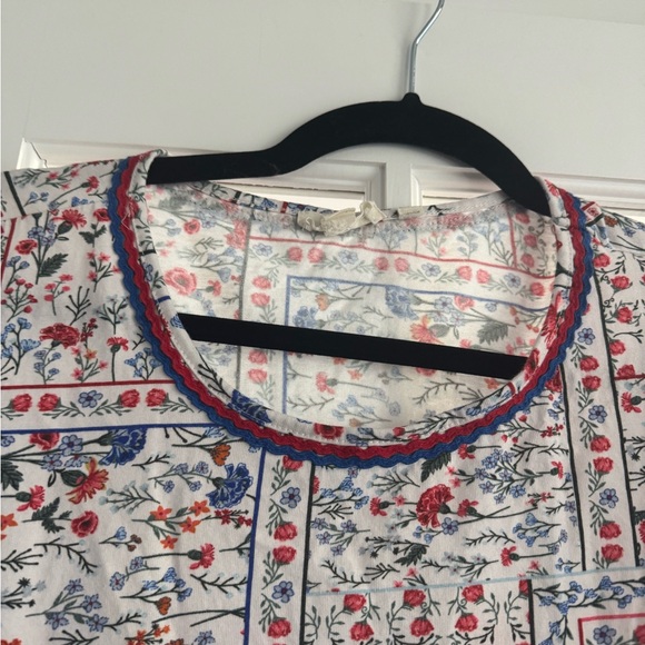 Anthroplogie Let Me Be Flutter-Sleeved Top - Picture 4 of 6